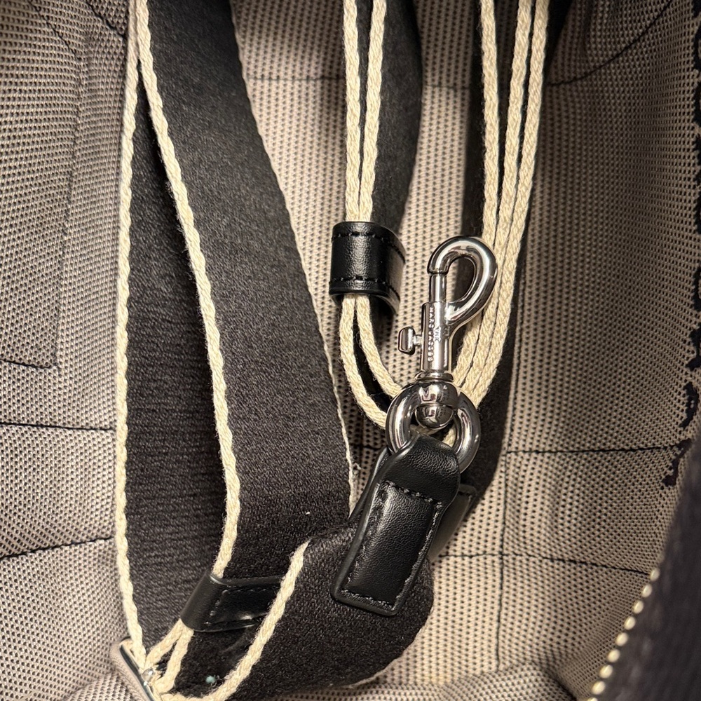 Marc Jacobs Jacquard Tote Black and Cream Canvas 'The Tote Bag' - Picture 6 of 10